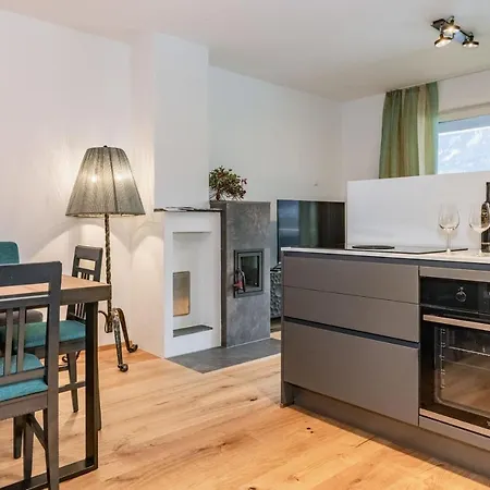 Berg Apartment-berg Im Drautal, Mit Seezugang Am Weissensee بيرغ ام دراوتال